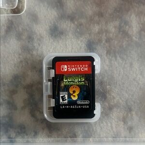 Nintendo Switch Luigi's Mansion 3 Game Cartridge - Black and Red